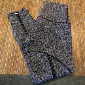 Lululemon HR Crops